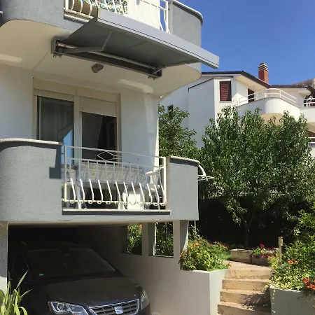 Apartment Haus Vantea Krk Town